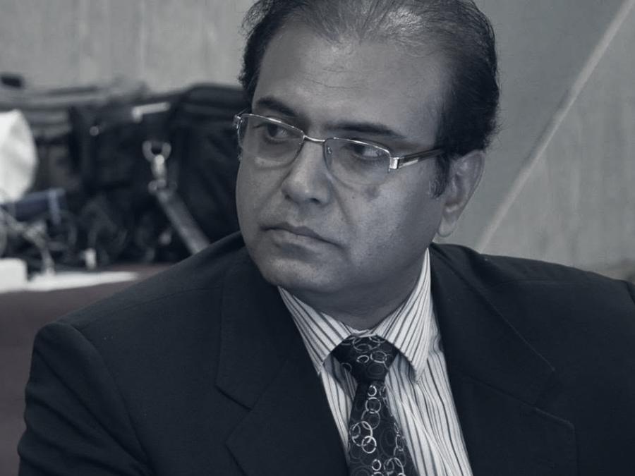 Ijaz Anwer in a working session